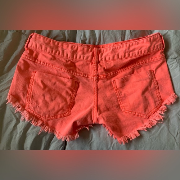 Billabong Denim Shorts - Picture 2 of 5